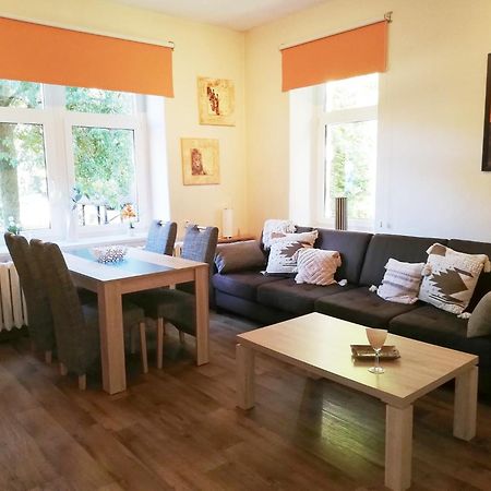 Ferienwohnung Und Pension "Zur Aue" Konigsbruck Экстерьер фото
