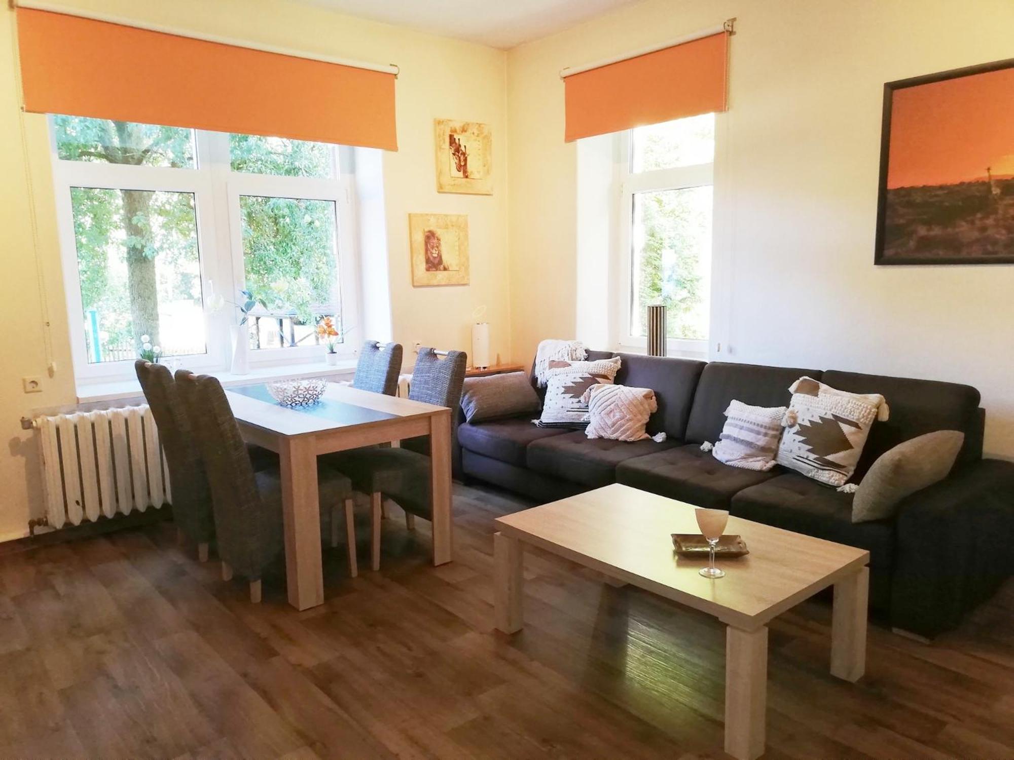 Ferienwohnung Und Pension "Zur Aue" Konigsbruck Экстерьер фото
