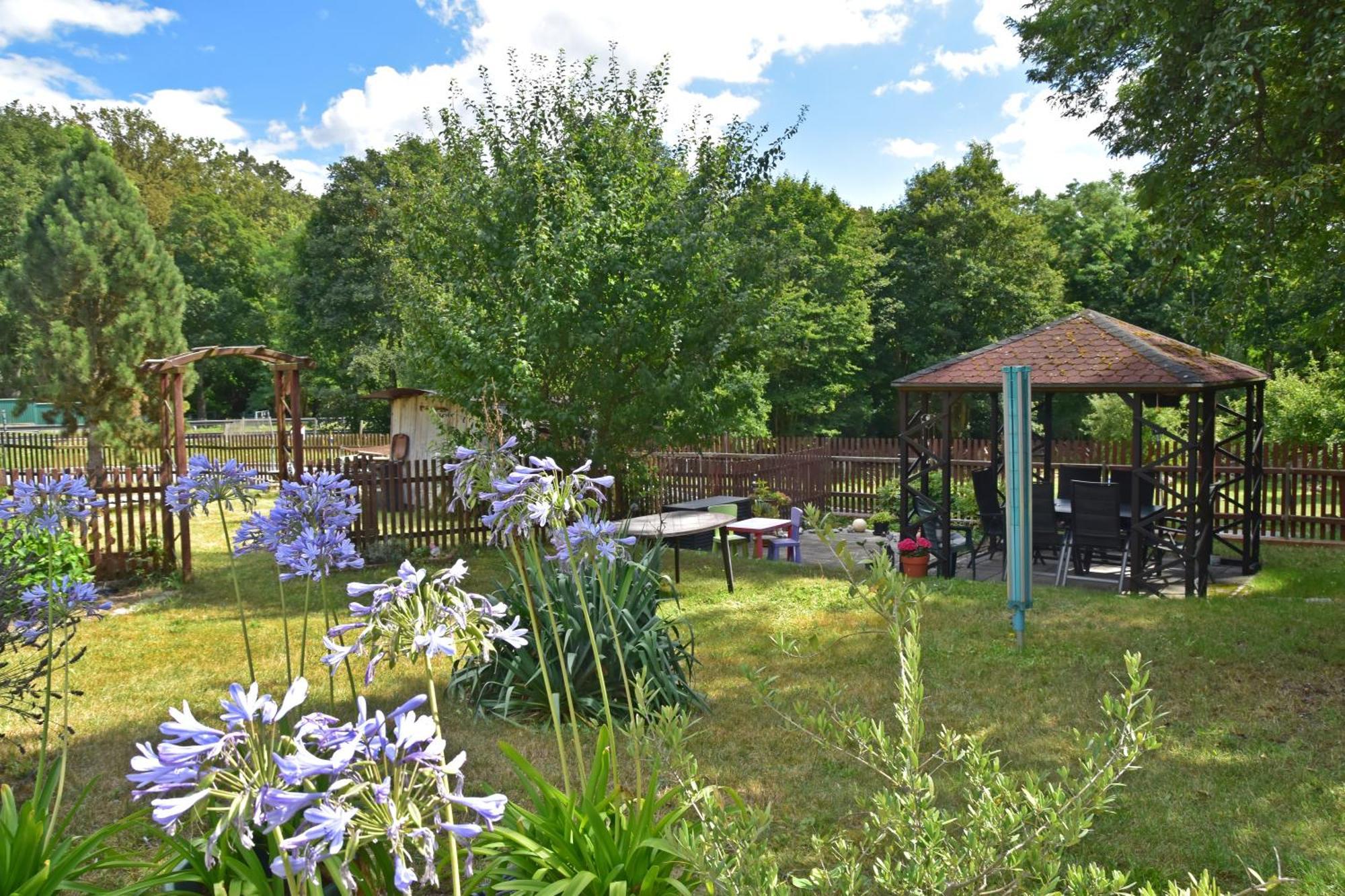 Ferienwohnung Und Pension "Zur Aue" Konigsbruck Экстерьер фото